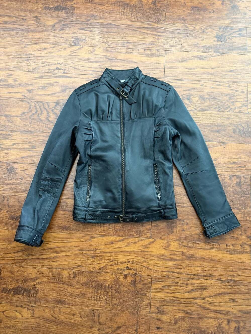 Metro 7 Women's 100% Genuine Leather Moto Cafe Racer Jacket with Buckle Collar a